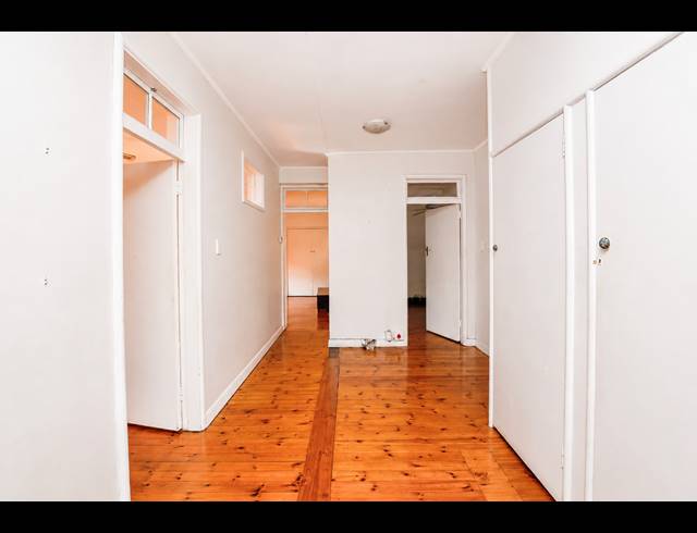 10 BEDROOM HOUSE FOR SALE IN GLENWOOD